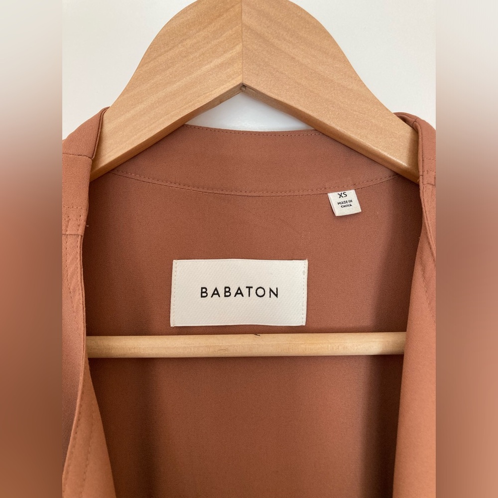 Babaton Dusty Rose Robe - Picture 3 of 8